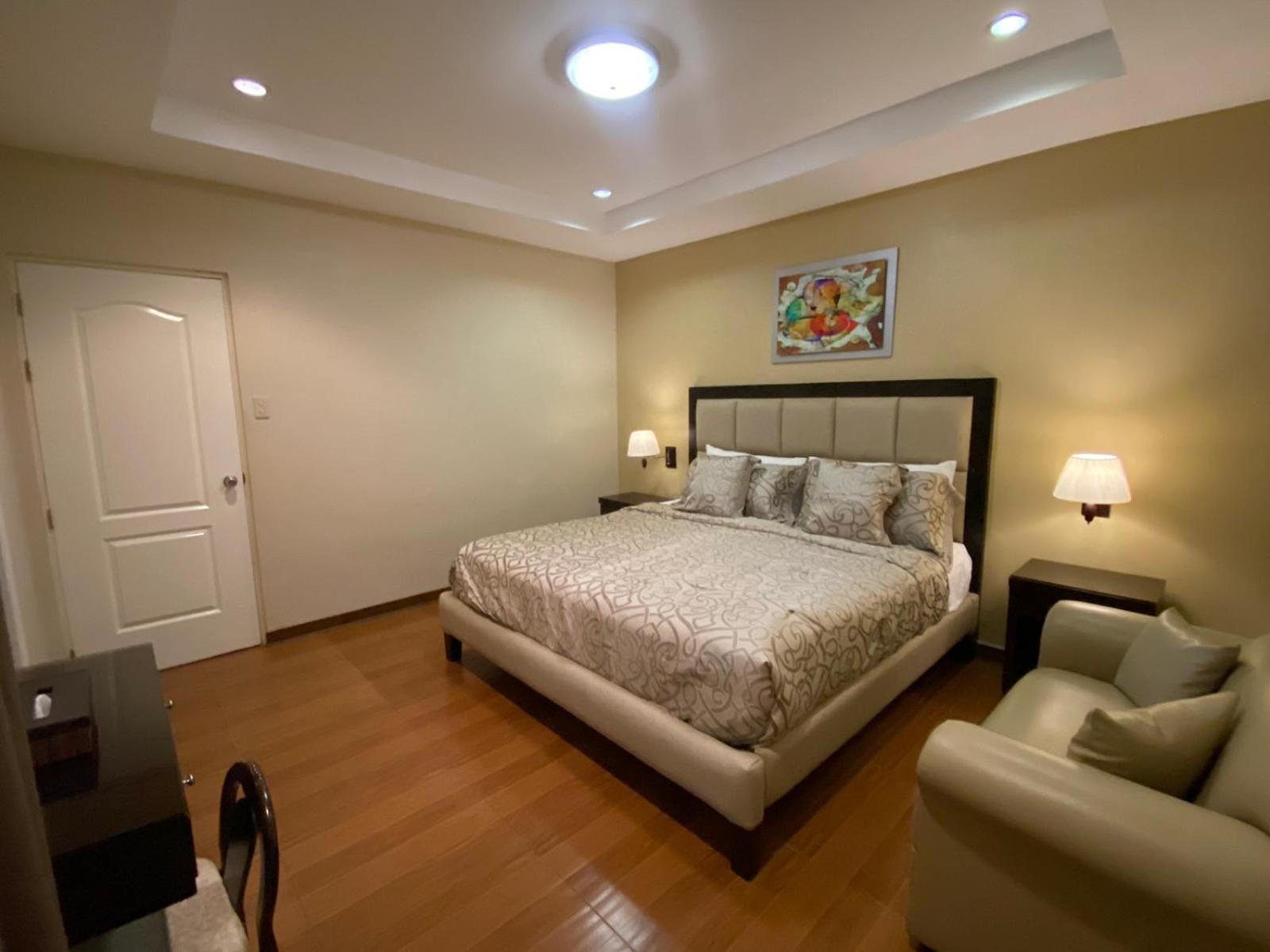 Prism Hotel Angeles Dış mekan fotoğraf